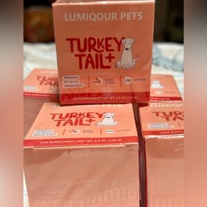 Lumiqour Pets Turkey Tail+ Dog Supplement